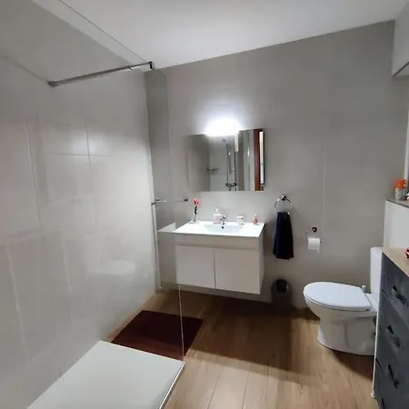Luxurious 2 Bedroom With Country View Lejlighed
