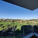 公寓 Luxurious 2 Bedroom With Country View