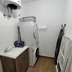 Luxurious 2 Bedroom With Country View *