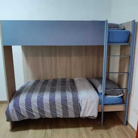 Апартаменты Luxurious 2 Bedroom With Country View Марсашлокк