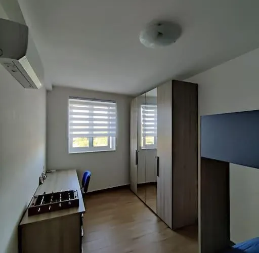 Luxurious 2 Bedroom With Country View Apartmán *